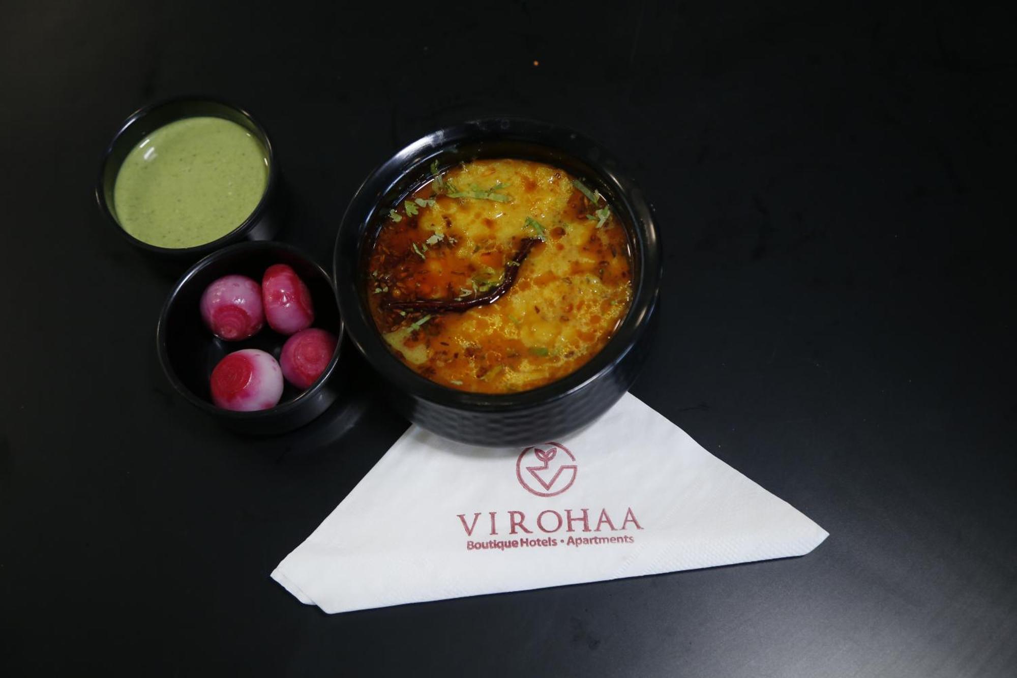 Virohaa Garden Hotel Ghaziabad Eksteriør billede