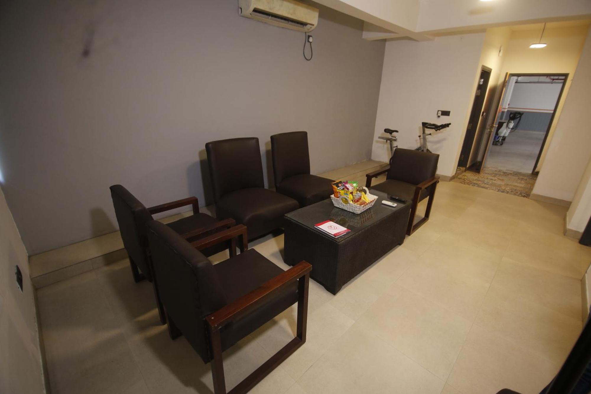 Virohaa Garden Hotel Ghaziabad Eksteriør billede